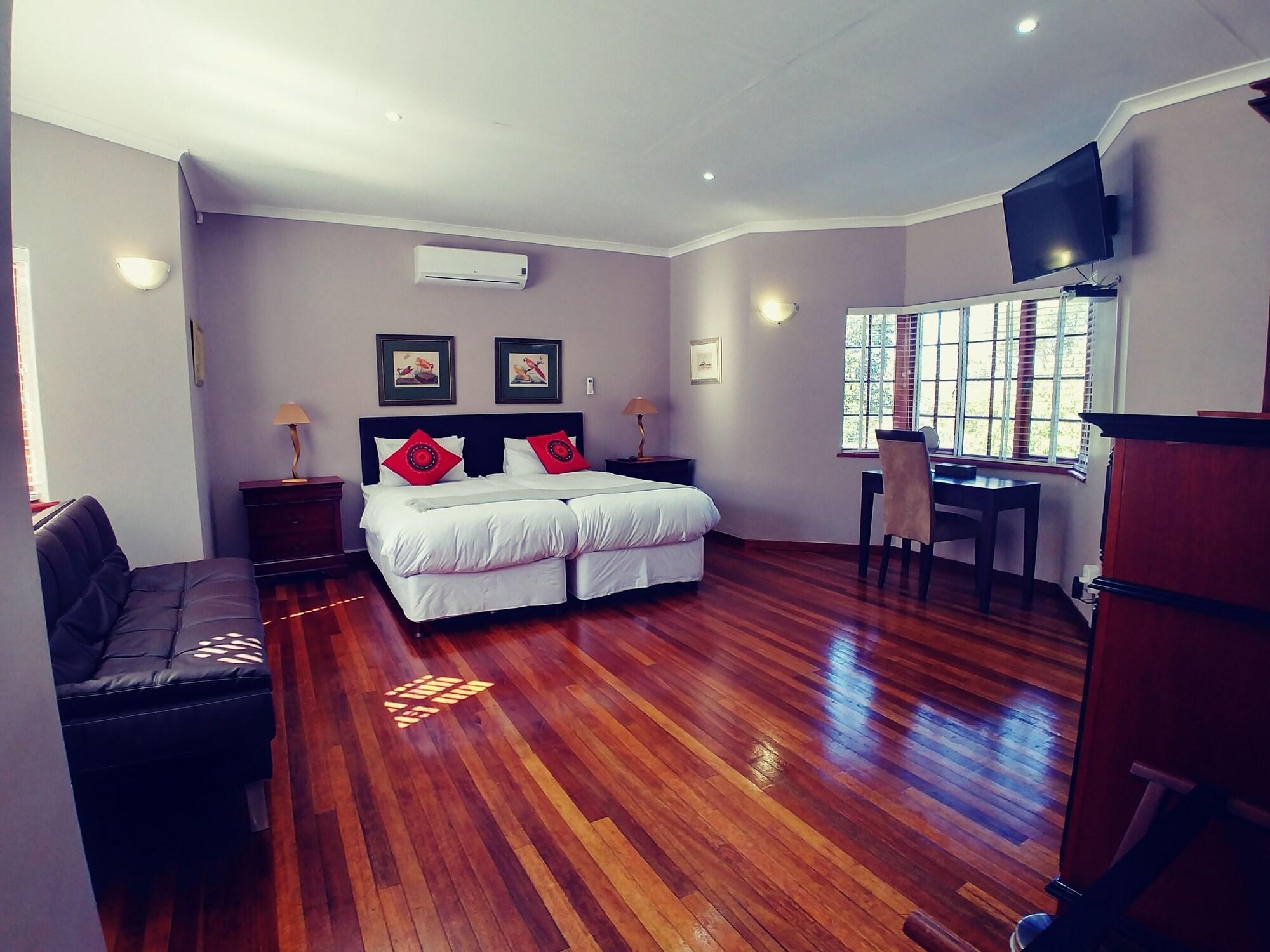 Winelands Villa Guesthouse And Cottages Somerset West Bagian luar foto